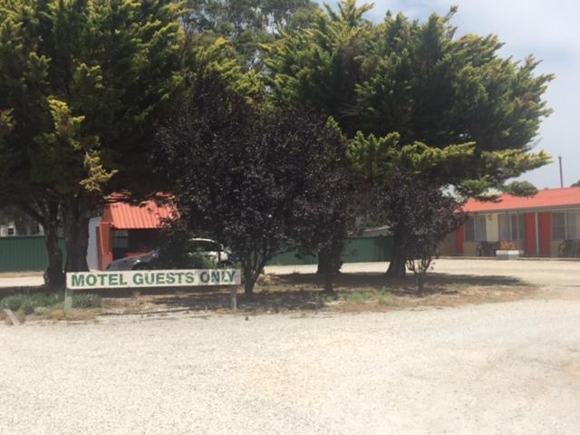 Governors Hill Motel 골번 외부 사진